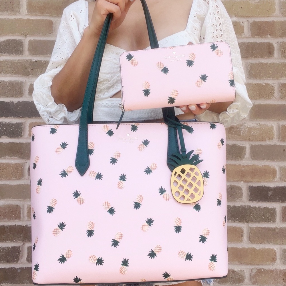 Bundle💞Kate Spade Tote & Matching Wallet - Picture 1 of 10